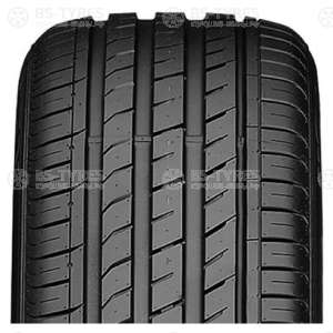 Roadstone N`Fera SU1 245/40 R19 98Y